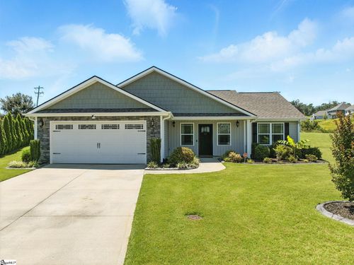 59 Macle Ct, Travelers Rest, SC, 29690-7308 | Card Image