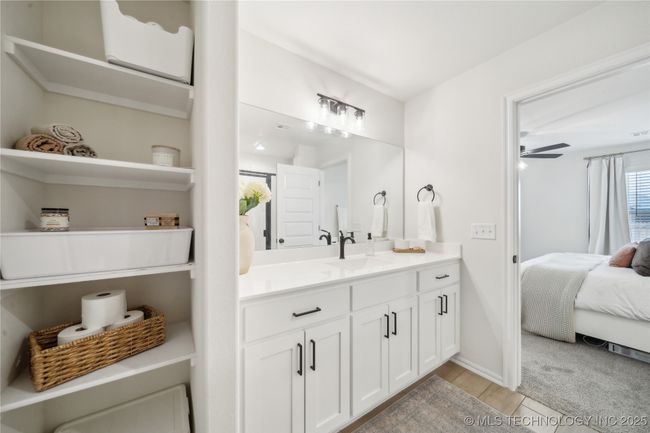 6198 S 320 Th East Ave, House other with 4 bedrooms, 2 bathrooms and null parking in Broken Arrow OK | Image 21