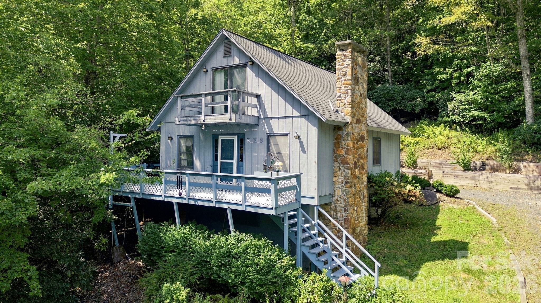 Residential in Newland