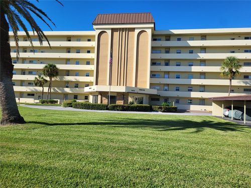 apt-611-4650 Cove Cir, ST PETERSBURG, FL, 33708-2864 | Card Image