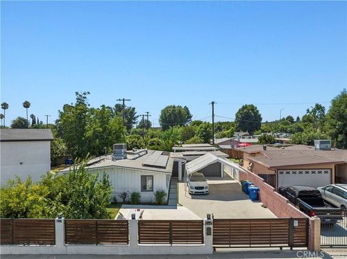 16442 Mckeever St, Granada Hills, CA, 91344-4342 | Card Image