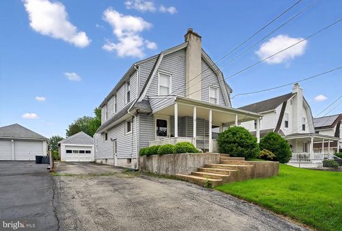 815 Summit Ave, Prospect Park, PA, 19076-1532 | Card Image