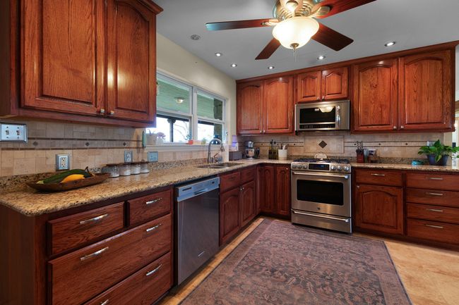 10292 Us Highway 190 W, Home with 4 bedrooms, 3 bathrooms and null parking in Lometa TX | Image 13