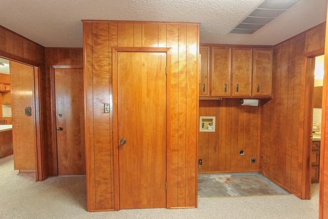 2201 E 25 Th St, House other with 3 bedrooms, 3 bathrooms and 2 parking in Big Spring TX | Image 27