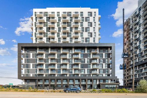 803-345 Wheat Boom Dr, Oakville, ON, L6H7X4 | Card Image