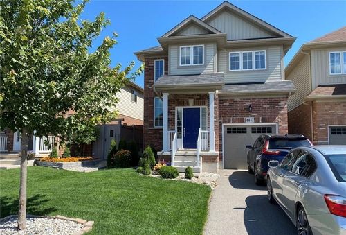 4447 Saw Mill Dr, Niagara Falls, ON, L2G0E8 | Card Image