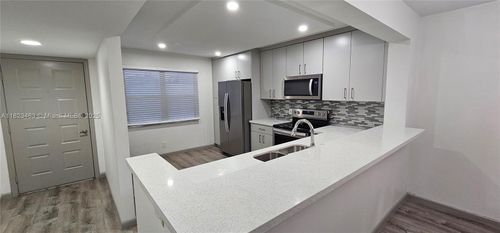 309c-100 Sw 130th Ter, Pembroke Pines, FL, 33027 | Card Image