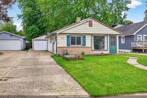 715 Division Street, NEENAH, WI, 54956 | Card Image