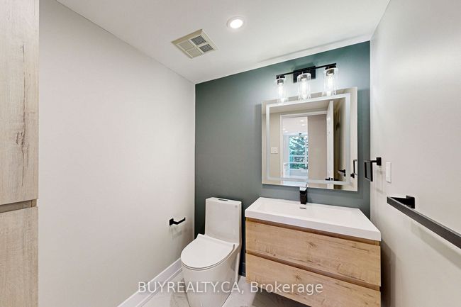 218 - 7905 Bayview Ave, Condo with 3 bedrooms, 3 bathrooms and 1 parking in Thornhill ON | Image 20
