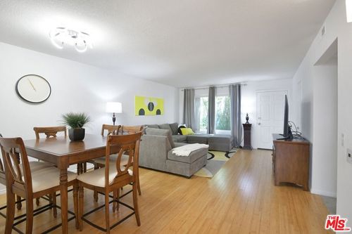 apt-107-1335 Newport Ave, Long Beach, CA, 90804-2898 | Card Image