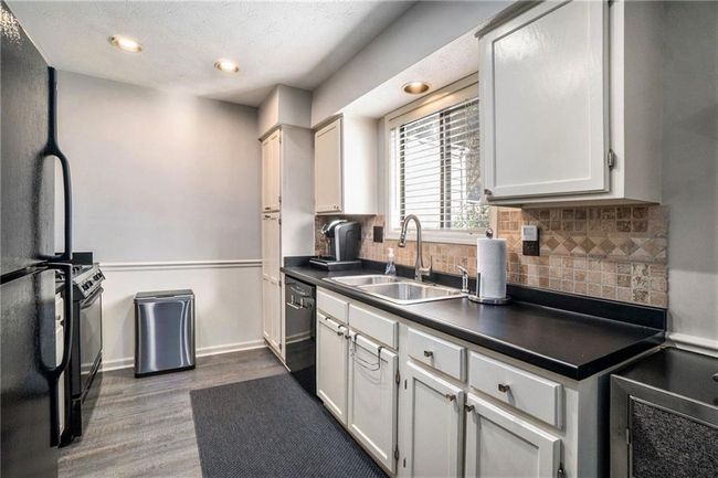 802 Cedar Chase Cir Ne, Townhouse with 2 bedrooms, 3 bathrooms and 2 parking in Atlanta GA | Image 11
