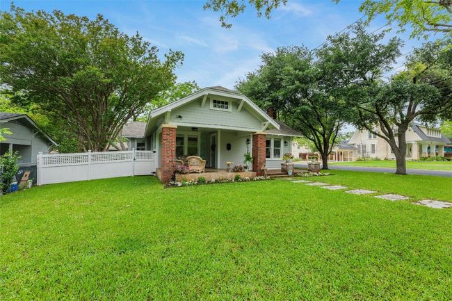 1502 Olive St, House other with 2 bedrooms, 1 bathrooms and 1 parking in Georgetown TX | Image 34