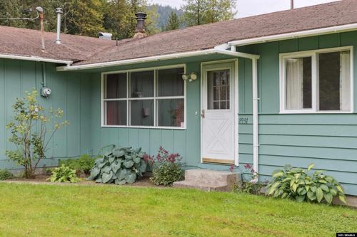 8931 Trio St, Juneau, AK, 99801-8841 | Card Image