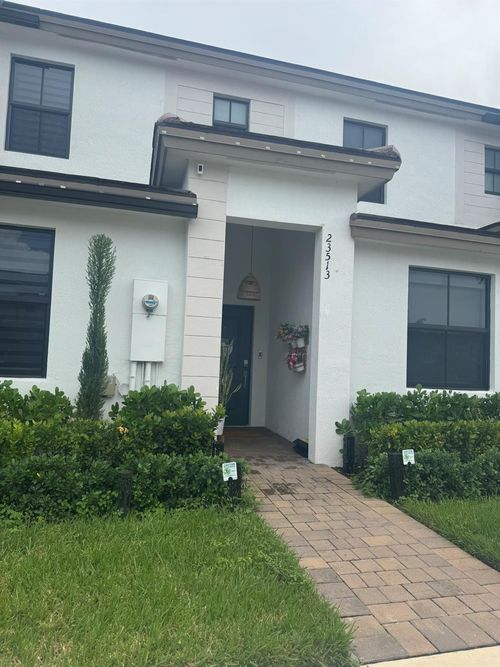 23513 Sw 127th Pl, Homestead, FL, 33032-9216 | Card Image