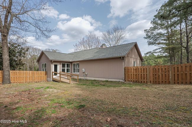 105 Birch Pl, House other with 3 bedrooms, 2 bathrooms and 2 parking in West End NC | Image 29