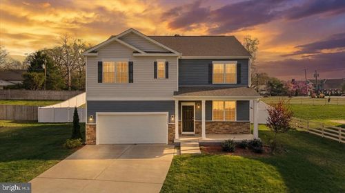 7404 Jake Ct, Fredericksburg, VA, 22407-8529 | Card Image