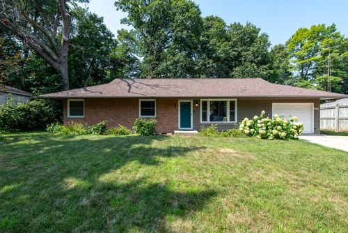 41616 E Ravine Dr, Zion, IL, 60099-1710 | Card Image