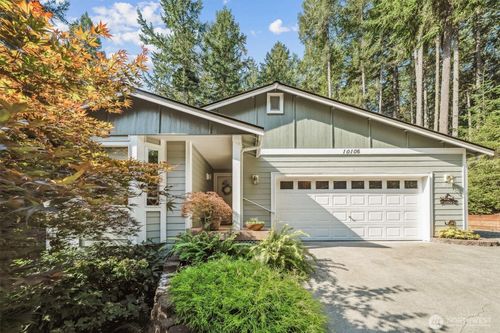 10106 Edgewood Dr, Anderson Island, WA, 98303-9769 | Card Image