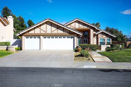 25406 Blackthorne Dr, Murrieta, CA, 92563 | Card Image