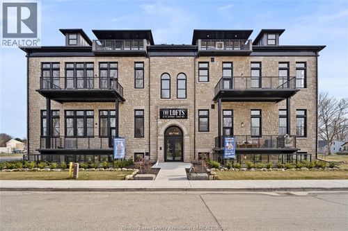 102-247 Brock St, Amherstburg, ON, N9V2H4 | Card Image
