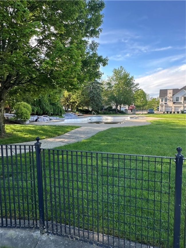 pool #1 | Image 18
