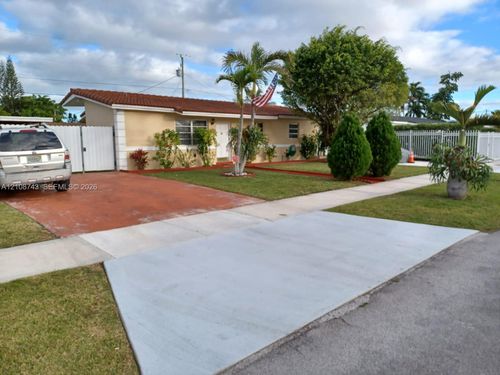 house-14731 Sw 104th Ct, Miami, FL, 33176-7743 | Card Image