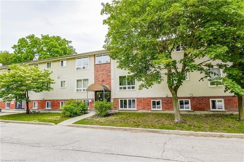 8-119 Cedar St S, Kitchener, ON, N2G3L6 | Card Image