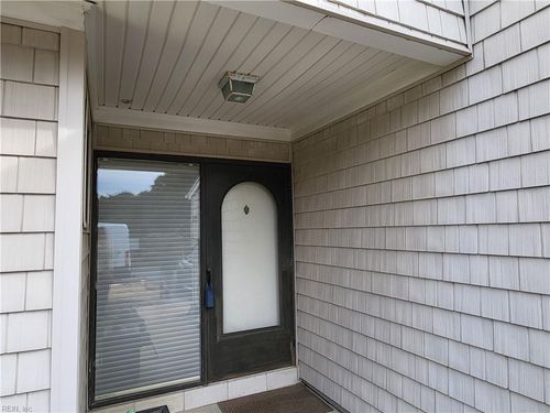 3950 Whispering Oaks Pl, Virginia Beach, VA, 23455-1690 | Card Image