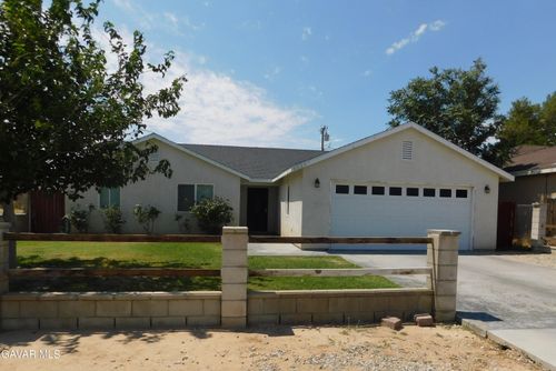 9330 Irene Ave, California City, CA, 93505-1207 | Card Image