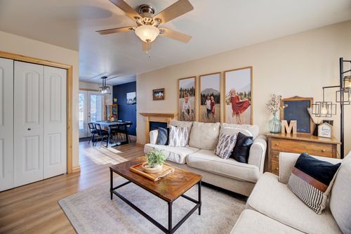 704 Sonoma Dr, Helena, MT, 59601-8632 | Card Image