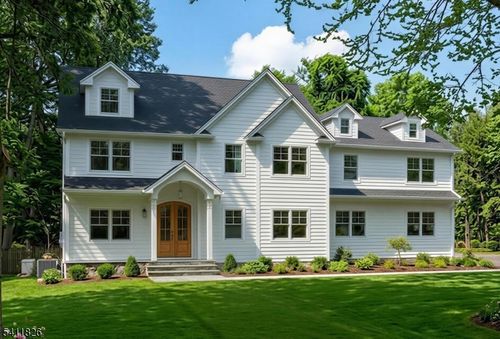 22 Floral St, Chatham Twp, NJ, 07928-1660 | Card Image