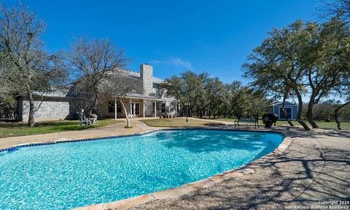 415 Oak Village Dr, San Antonio, TX, 78253-5332 | Card Image