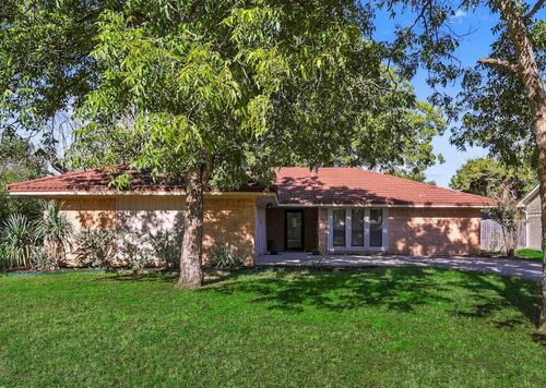 107 Creek Courts Dr, Trophy Club, TX, 76262-5431 | Card Image