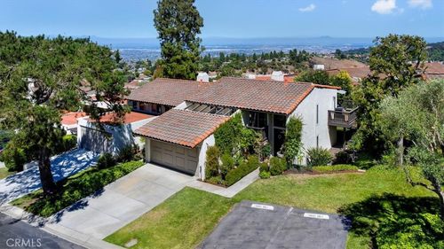 92 Cottonwood Cir, Rolling Hills Estates, CA, 90274-3431 | Card Image