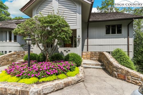 e4-490 Clubhouse Dr, Banner Elk, NC, 28604 | Card Image