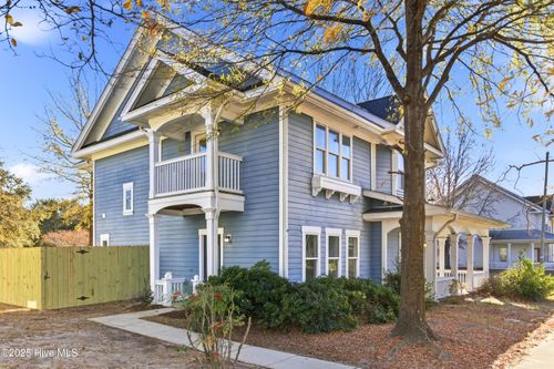 937 S 8th St, Wilmington, NC, 28401-5847 | Card Image