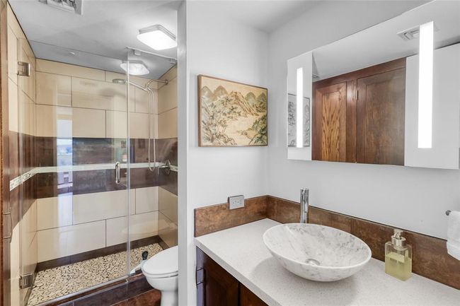 APT-722 - 2016 Main St, Condo with 2 bedrooms, 2 bathrooms and 1 parking in Houston TX | Image 14