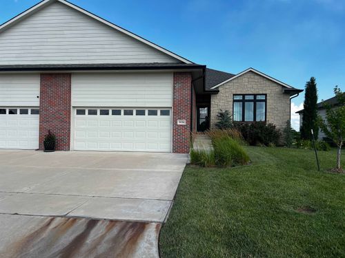 3126 Long Ct, Winfield, KS, 67156-7268 | Card Image
