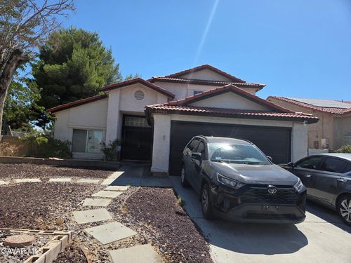 43964 Fallon Dr, Lancaster, CA, 93535-4427 | Card Image