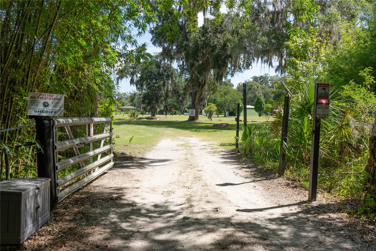 Residential in OAK HILL 4