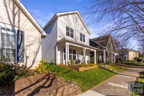 520 Catawba Ave, Davidson, NC, 28036-9381 | Card Image