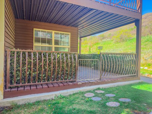 r-5-1041 W Grindelwald Ct, Midway, UT, 84049-6101 | Card Image