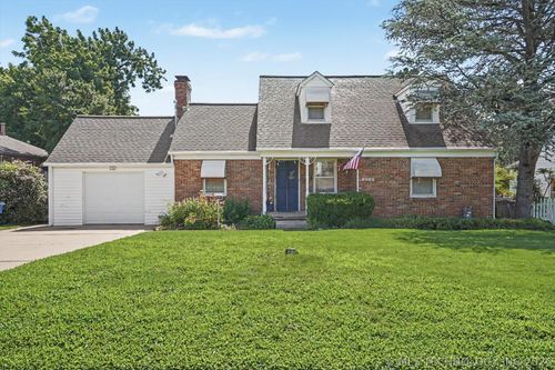 1309 S Knoxville Ave, Tulsa, OK, 74112-5805 | Card Image