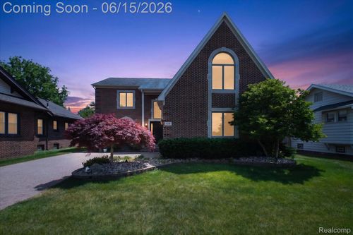 126 Baldwin Ave, Royal Oak, MI, 48067-1842 | Card Image
