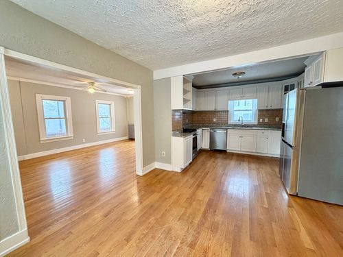 3 Rockland St, Fitchburg, MA, 01420-7636 | Card Image