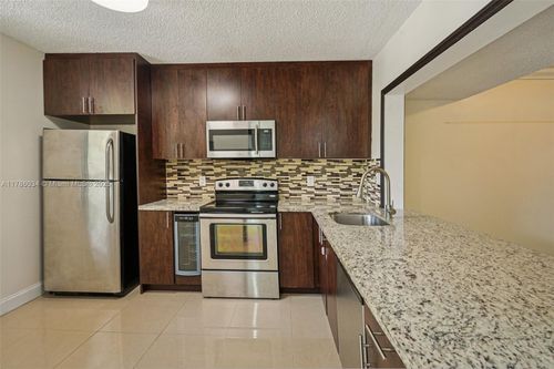 apt-d202-3100 Nw 42nd Ave, Coconut Creek, FL, 33066-2193 | Card Image