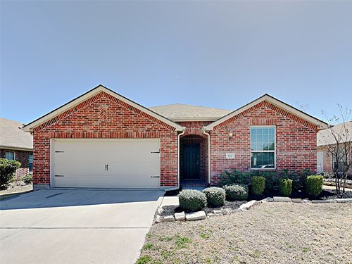 9344 Comanche Ridge Dr, Fort Worth, TX, 76131-3102 | Card Image