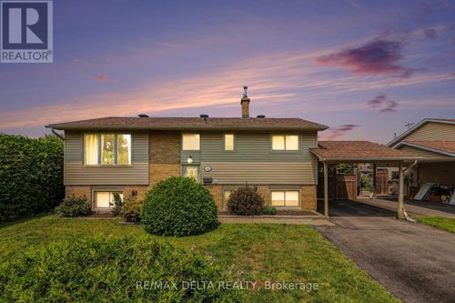 331 Roxdale Avenue, Ottawa, ON, K1E1T9 | Card Image