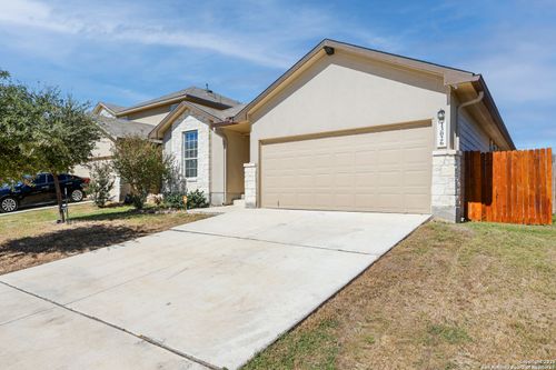 13026 Maestro Spark, San Antonio, TX, 78252-1813 | Card Image