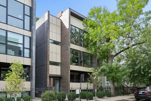 3-2903 W Lyndale St, Chicago, IL, 60647-2071 | Card Image